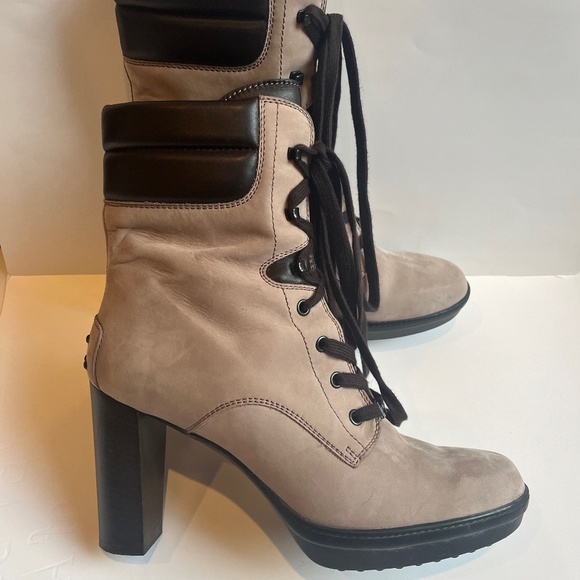 Tod's Shoes - Tod's Gommino Nubuck Ankle Hiking Combat Block heel Lace Up Platform Boots Shoes
